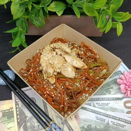 Вok соба с курицей